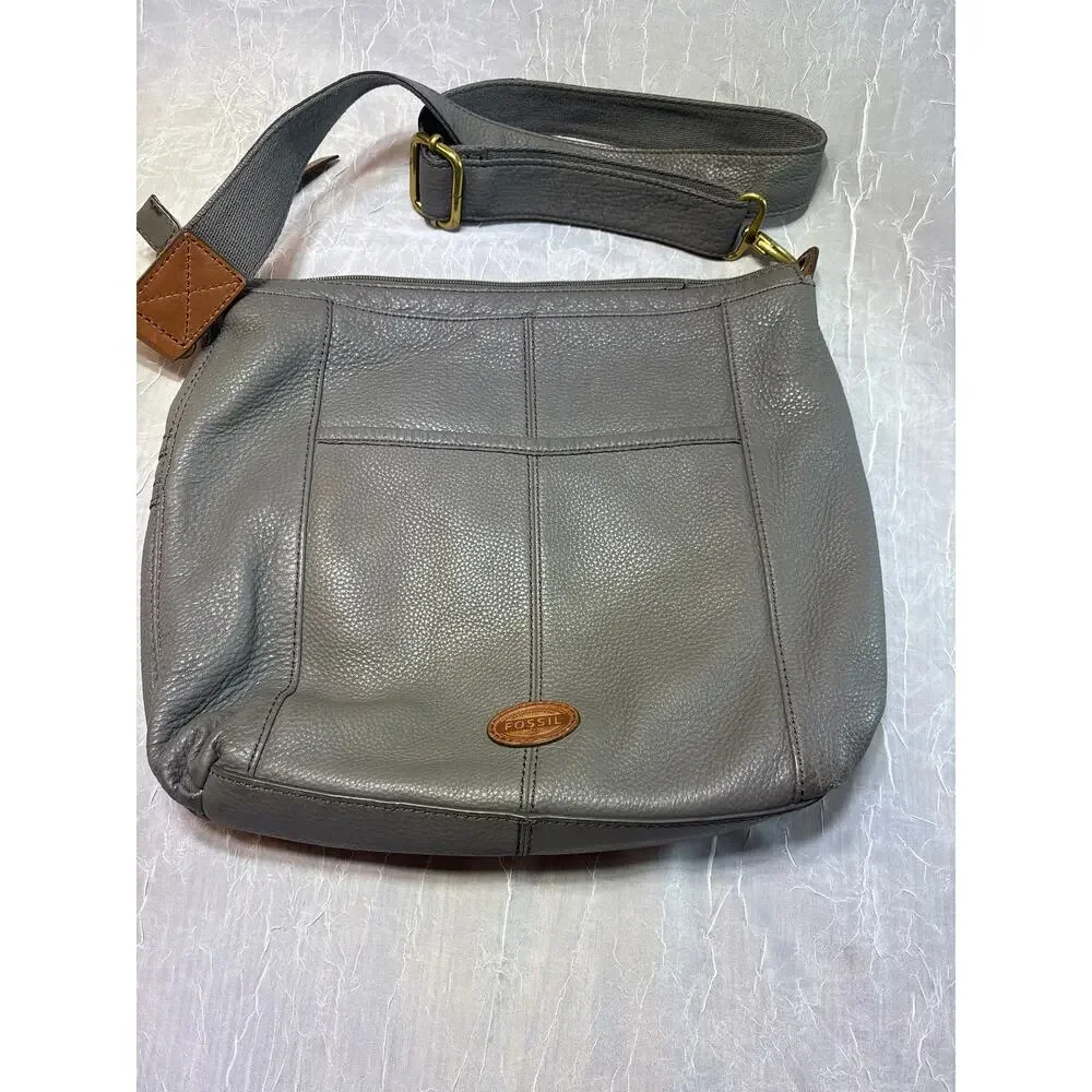 Fossil Morgan Traveler Gray Pebbled Leather Crossbody Messenger Bag